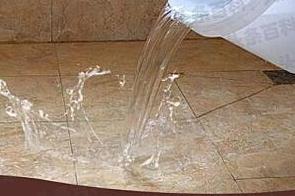 梁溪漏水维修 免砸砖防水材料该如何施工
